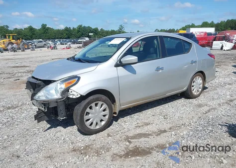 2017 Nissan Versa 1.6 Sv z USA, uszkodzony, nr VIN 3N1CN7AP8HL823974